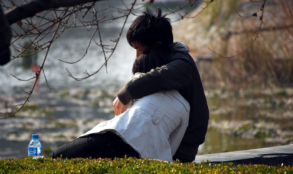 Күйөөм экөөбүздү эки жыл баккан кайын агама ыраазымын