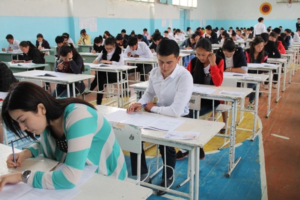 ЖРТдан бир кошумча сабак тандагам. Дагы бирөөнү кантип коштурсам болот?