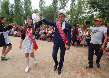 "Мугалимдер бизден кечирим сурагыла". Акыркы коңгуроодогу боор эзген окуялар