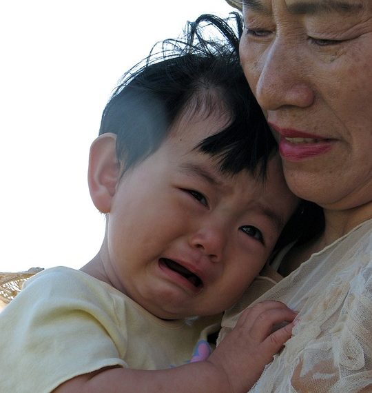 Чоң энеси он айынан баккан баламды кантип өзүмө алсам болот?