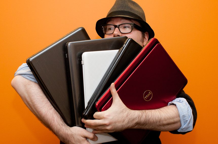 Ноутбукту кантип тандоо керек? Адистен кеңеш