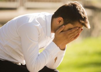 Сүйлөшкөн кызыма ачууланып