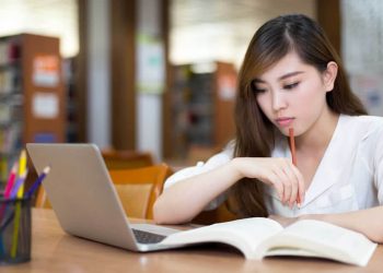 Кыргызтсанга барбай туруп