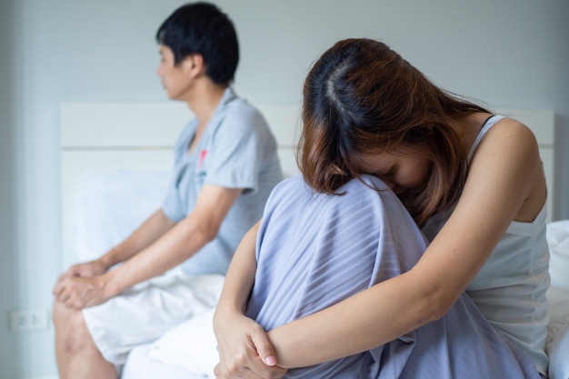 Кайын энем эки ай ичинде боюма бүтпөсө үйдөн кууп чыгарын айтты