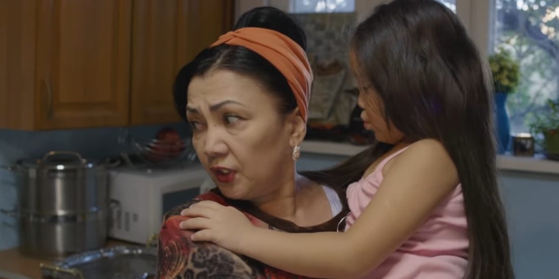 Келиним менен теңтуш немелердей айтышабыз