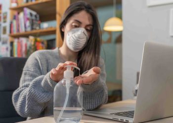 Коронавирустун пандемиясынан кийин да сакталып кала турган санитардык эрежелер