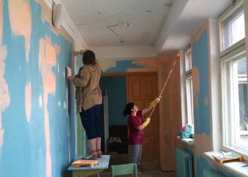 Класстын ремонтуна деп акча доолап жатышат. Бул мыйзамдуубу?