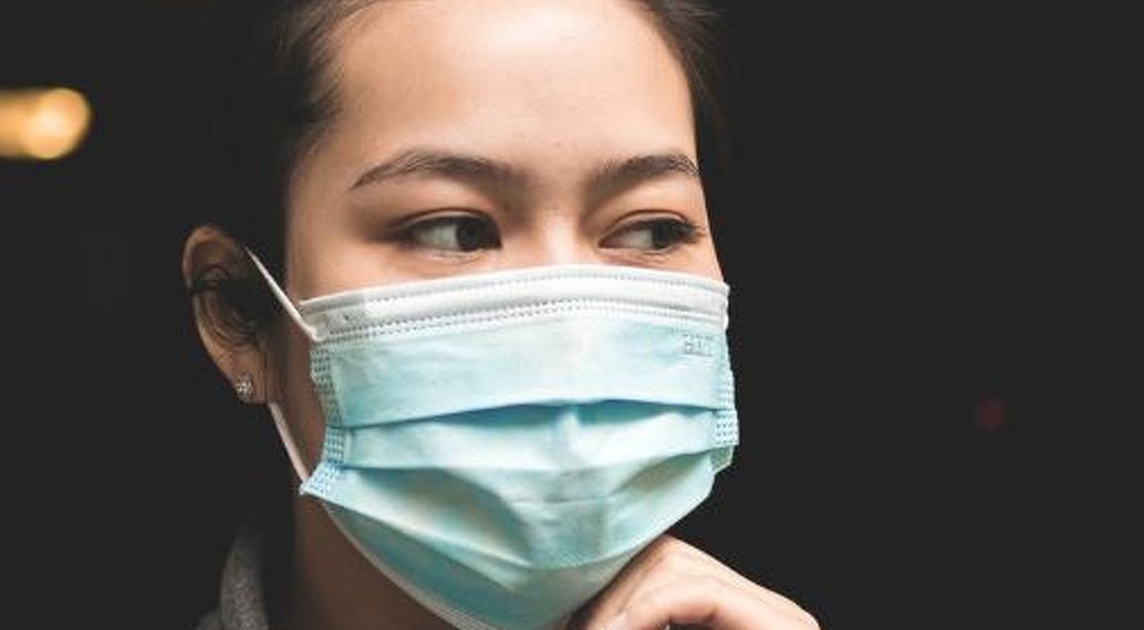 Масканы төмөнкү учурларда сөзсүз тагынуу керек (инфографика)