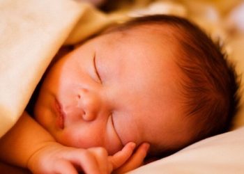 Жаңы төрөлгөн бала эмне үчүн саргарып кетет