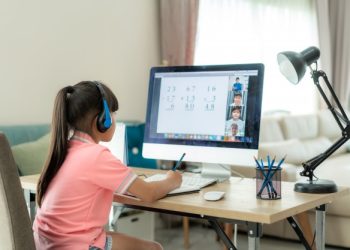 Дистанттык окутуу учурунда балага кантип мотивация берүү керек?