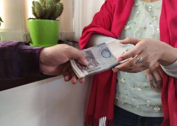 Менин атыма алынган 100 миң сом кредитти күйөөмдөн талап кылаламбы?