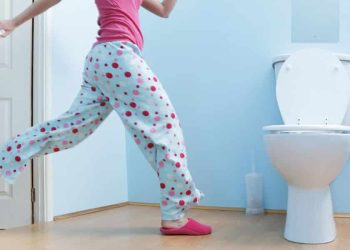 Катуу секирсем же күлүп койсом заарам чыгып кетип жатат