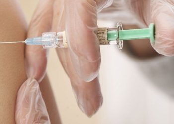 Күйөөм экөөбүз тең ысык укол алсак боюма бүтөбү? Гинеколог жооп берет