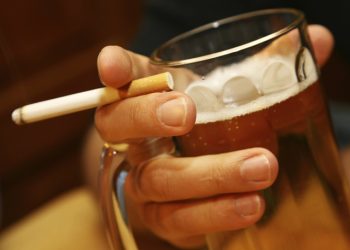 18 жаштан өткөндөн кийин алкоголдун