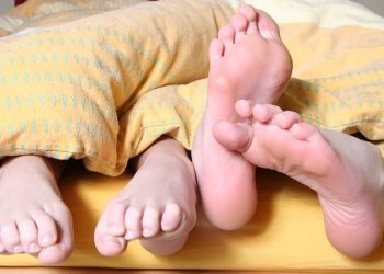 Күйөөмдү ойлондурганы менин төшөк маселесинде канбаганым. Эмне кылуу керек?