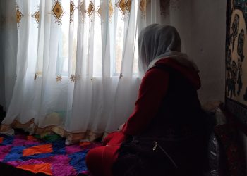 Кайын эжем “себетиңе арзан сок салыныптыр” деп жаңы алган келинин ыйлаткан