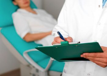 Полипти дары-дармек менен эле жоготсо болобу? Гинеколог жооп берет