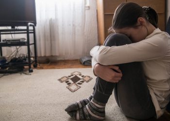 Боюмда бар экенин апама кантип айтам? Кыздарга кеңеш