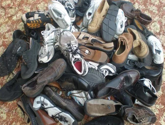 Каза болгон адамдын кийимдерин кие берсе болобу? Адис жооп берет