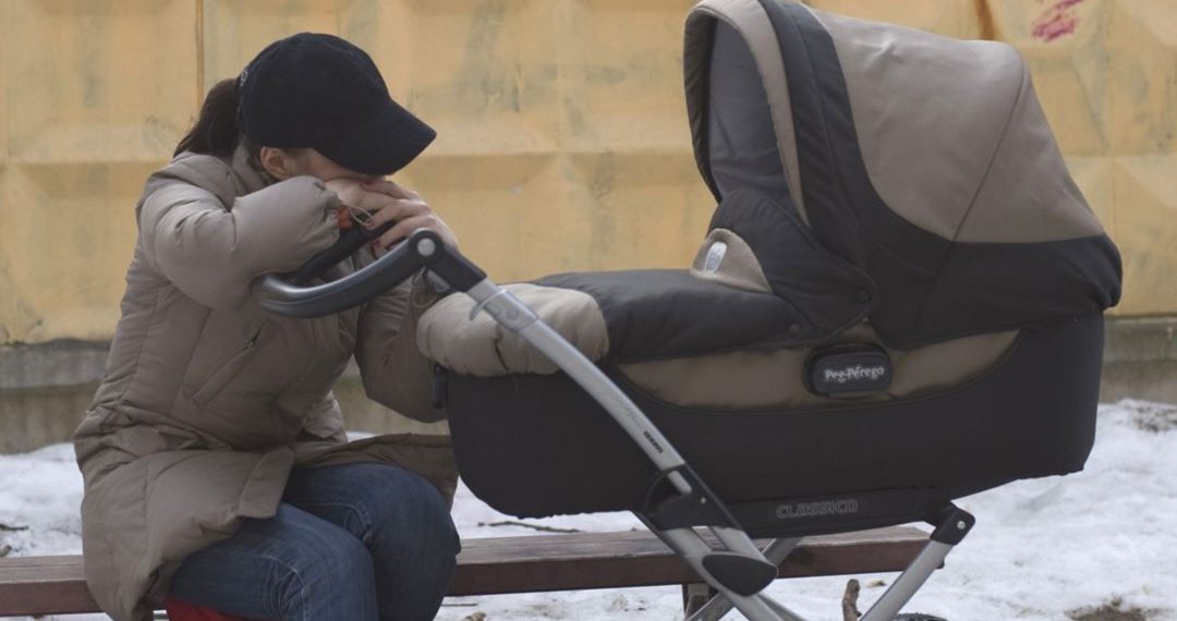 Күйөөм сотко кайрылып кыздарыбызды өзүнө аларын айтып жатат. Эмне кылсам болот?