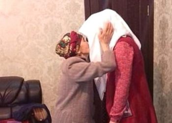 Кайын энем мени жамандагандардын оозун жаап жатканын көрүп жашыйм