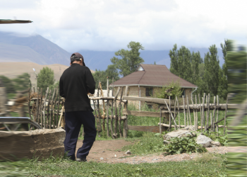 “Кошумча аз кошот” деп досум аялым экөөбүздү тоюна чакырбай коюптур