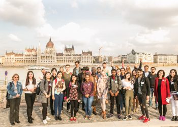 Стипендиялык программалар: Венгрияга окууга кабыл алуу башталды
