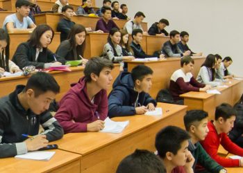 Контрактын жарымын төлөбөсөк университет модулга киргизбей коебу?