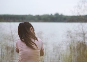 Мени жакшы көргөн байке Түркияга чакырып жатат. Эмне кылсам болот?