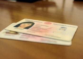 17 жаштагы жээним ата-энесинин паспортунун көчүрмөсү менен паспорт алалабы?