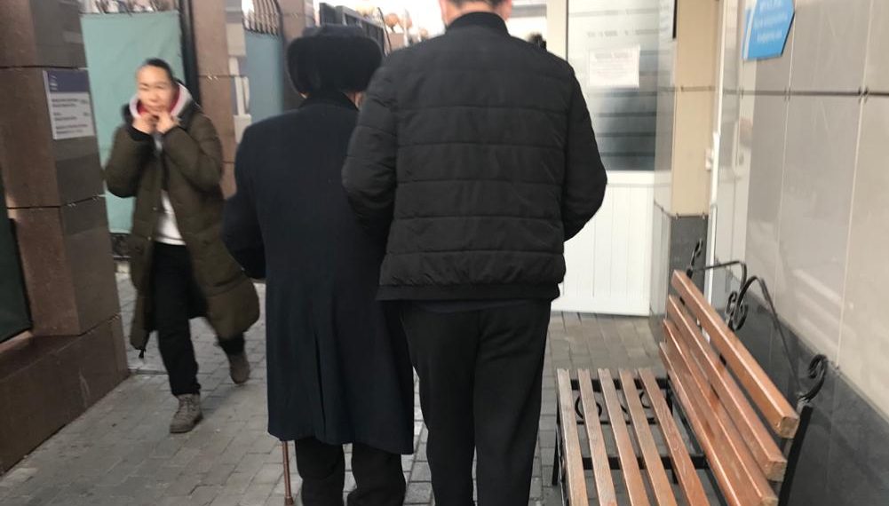 Күйөөмдү сол жакка басат деп ойлосом