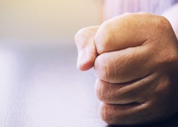 "Үйлөн" деген сөздөн тажадым. Эмне кылсам болот?