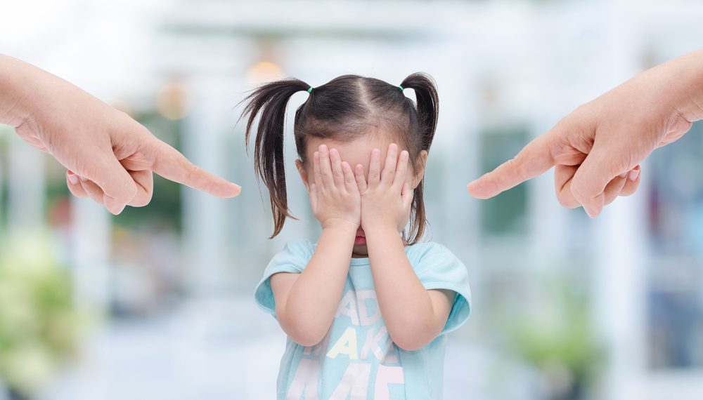 Психолог: "Баладагы ишеничтин жоголушуна ата-эне күнөөлүү"