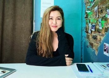 Резюмеге жашыңызды