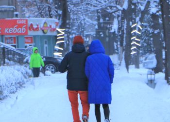 Жигитим жабырлануучуга 500 миң бербесе камалып кетчүдөй. Эмне кылса болот?