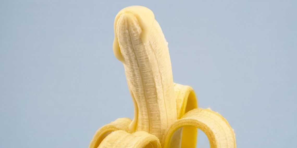 Уролог эмне үчүн уктап жатканда эркектердин уругу чыгарын айтып берет