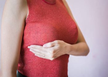 Бала эмизгенден кийин бир төшүм кичинекей болуп калды. Эмне кылсам болот?