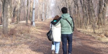 Күйөөмдү көчөдө колтуктап бассам