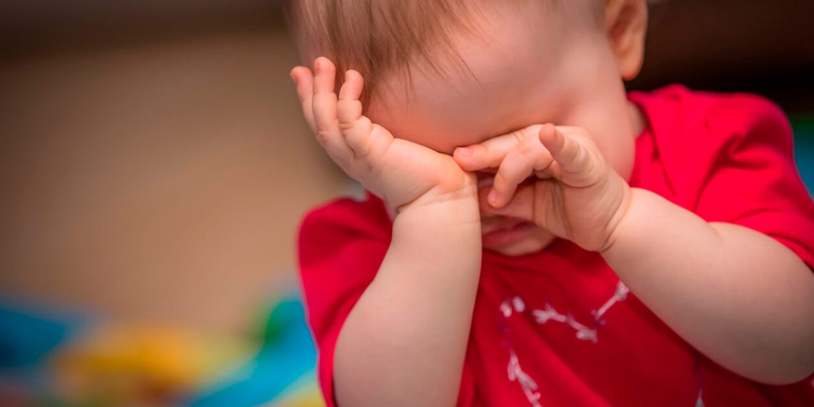 Эки жаштагы кызыма "птоз" деген диагноз коюлду. Канча жашында операция болот?