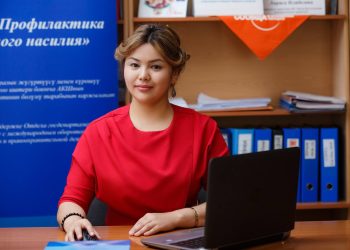 Гүбарчын Жумабаева: "Үй-бүлөдө уул жана кыз балага бирдей мамиле болушу керек"