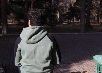 Апама карыздарын төлөсөм жагам