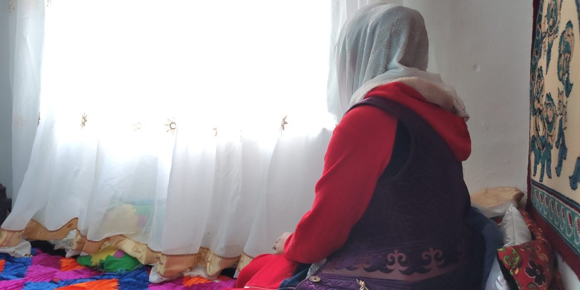 Кайын энем менин тамагымды төгүп