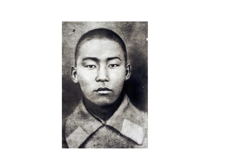 Бул кыргыздын баатырларын бир көрүп тааный аласызбы? Кыйындар үчүн тест