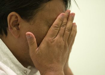 Тукумсуз экеним билингенден кийин ажырашууну сунуштаган аялымды сыйлайм