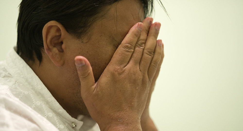 Тукумсуз экеним билингенден кийин ажырашууну сунуштаган аялымды сыйлайм