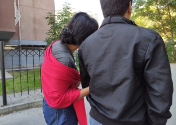 Аялымды төшөккө чакырсам