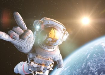 Жер күндү айланса