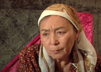 Бул кадрлар кайсы кыргыз кинолорунан алынган? Кыйын болсоңуз таап көрүңүз