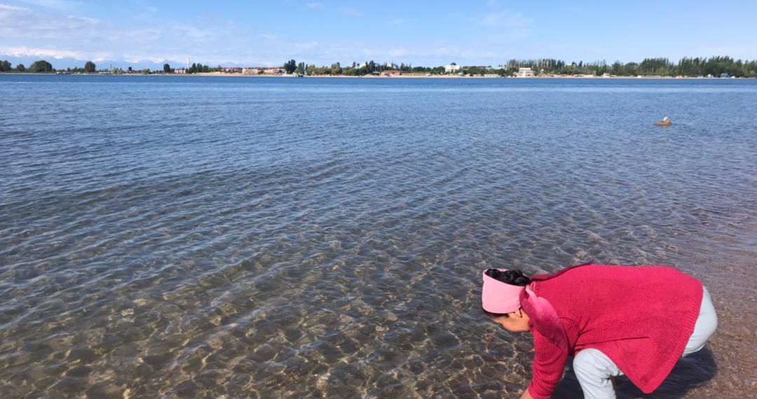 Кайын энем "ушул жашка чыгып биринчи жолу көлгө келдим" деп ыйлады