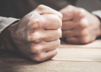 Күйөөм сабаганда кетип калгам. Эми балдарымды кантип алсам болот?